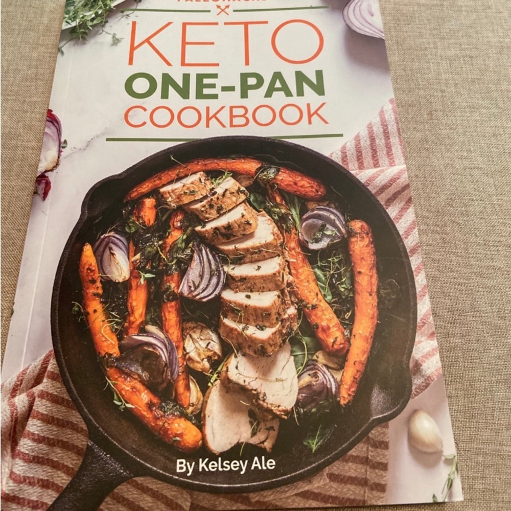 New keto cookbook ( never used )